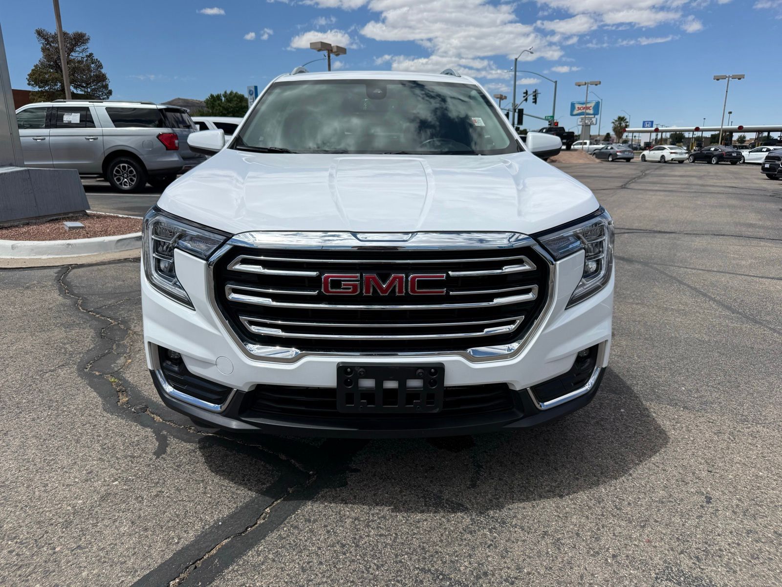 View vehicle photo 2
