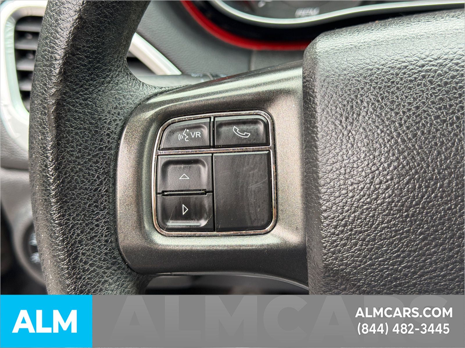 Used 2014 Gray Dodge SXT image 27