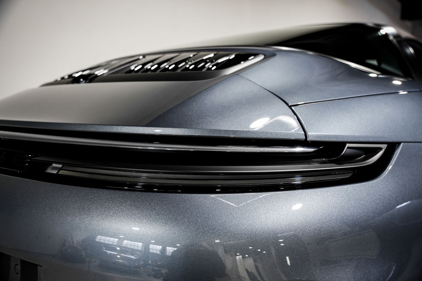 2025 Porsche 911 Targa 4 GTS — photo 42