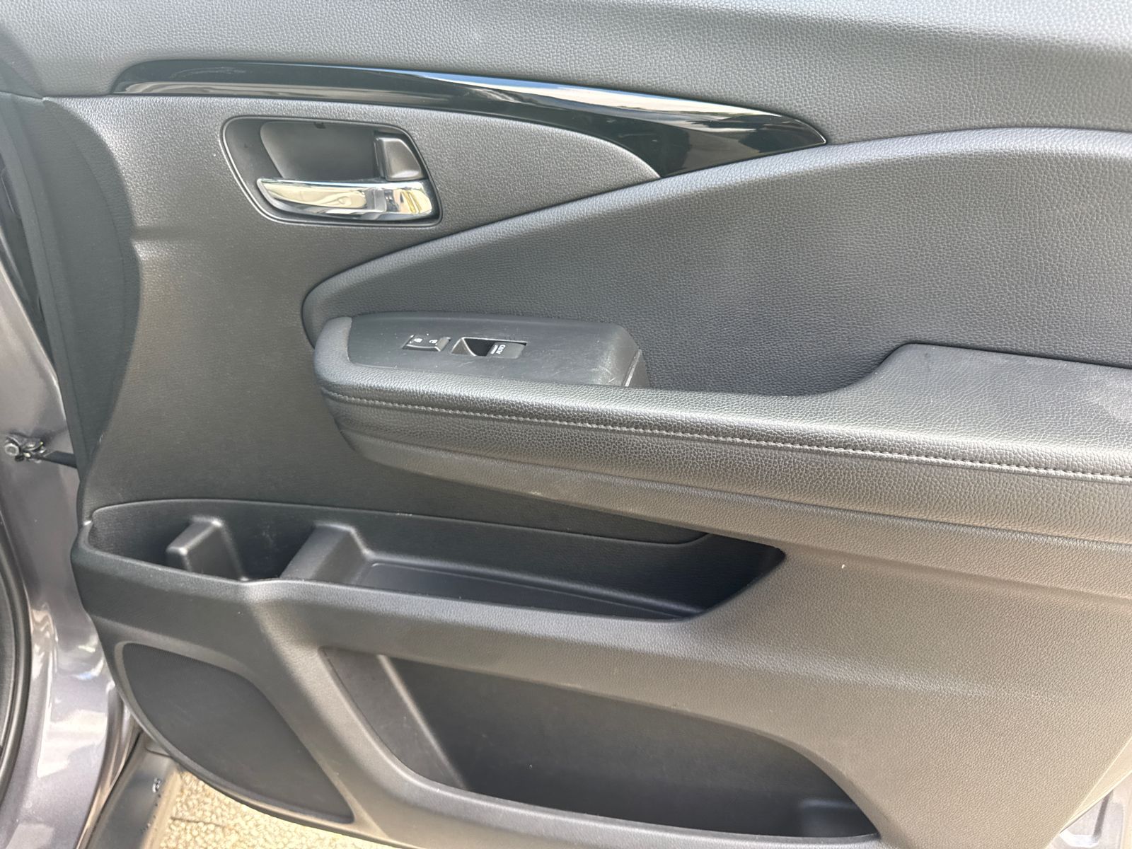 2021 Honda Passport Touring photo 14
