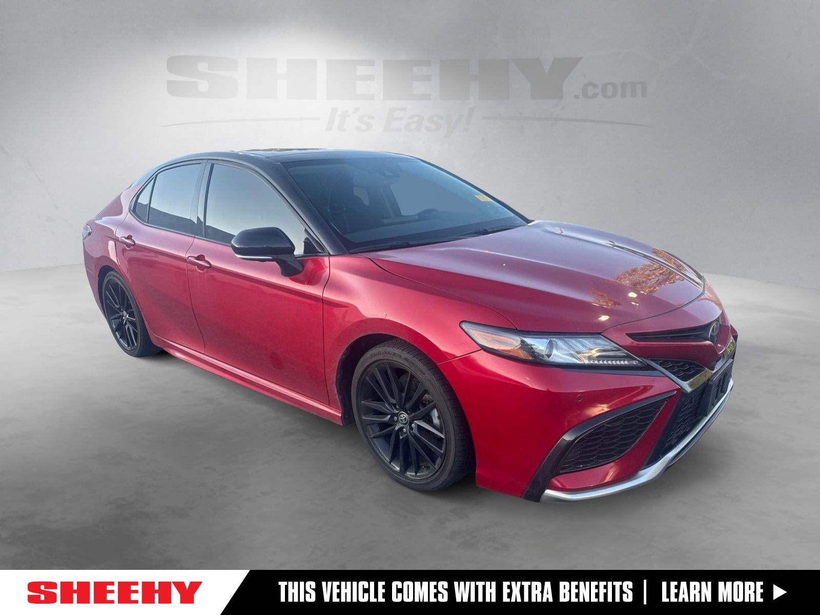 Supersonic Red/Midnight Black Metallic 2024 Toyota Camry Sedan Front-Wheel Drive 8-Speed Automatic