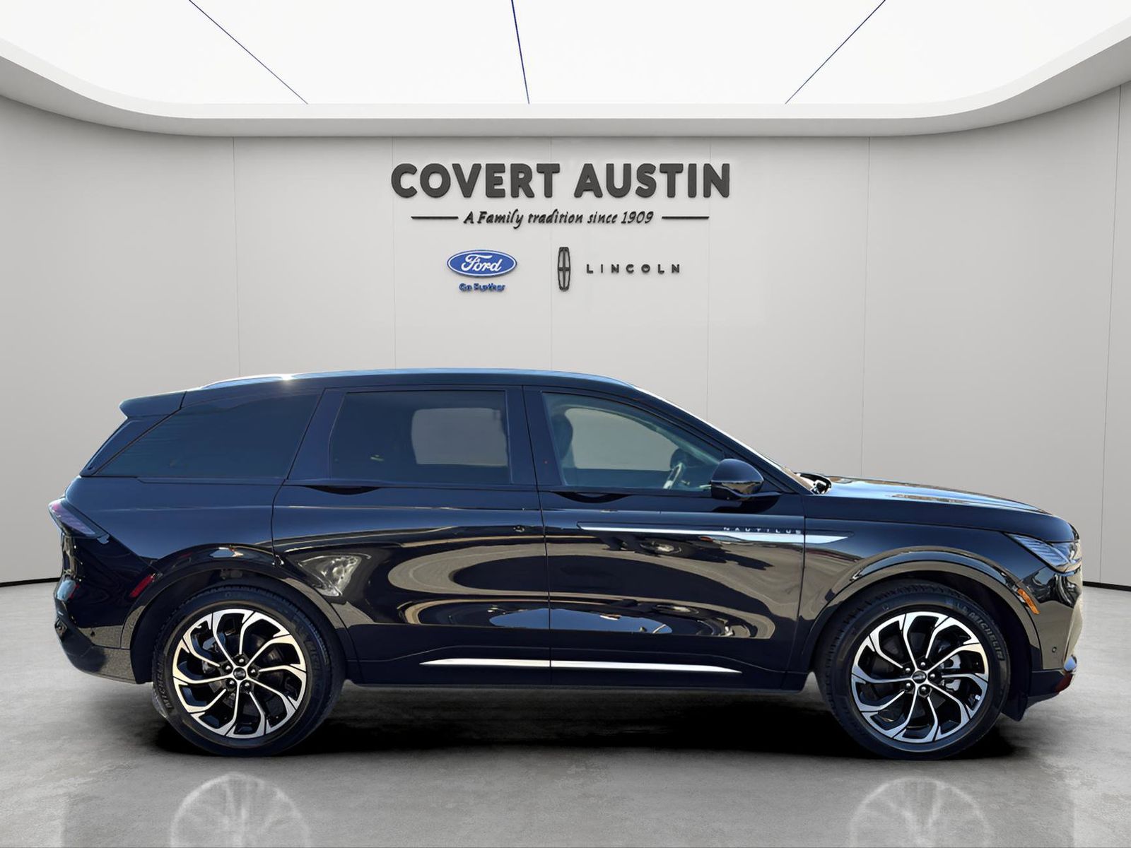 Used Car 2024 Lincoln Nautilus  Reserve For Sale Under $60,000 In Austin, Texas