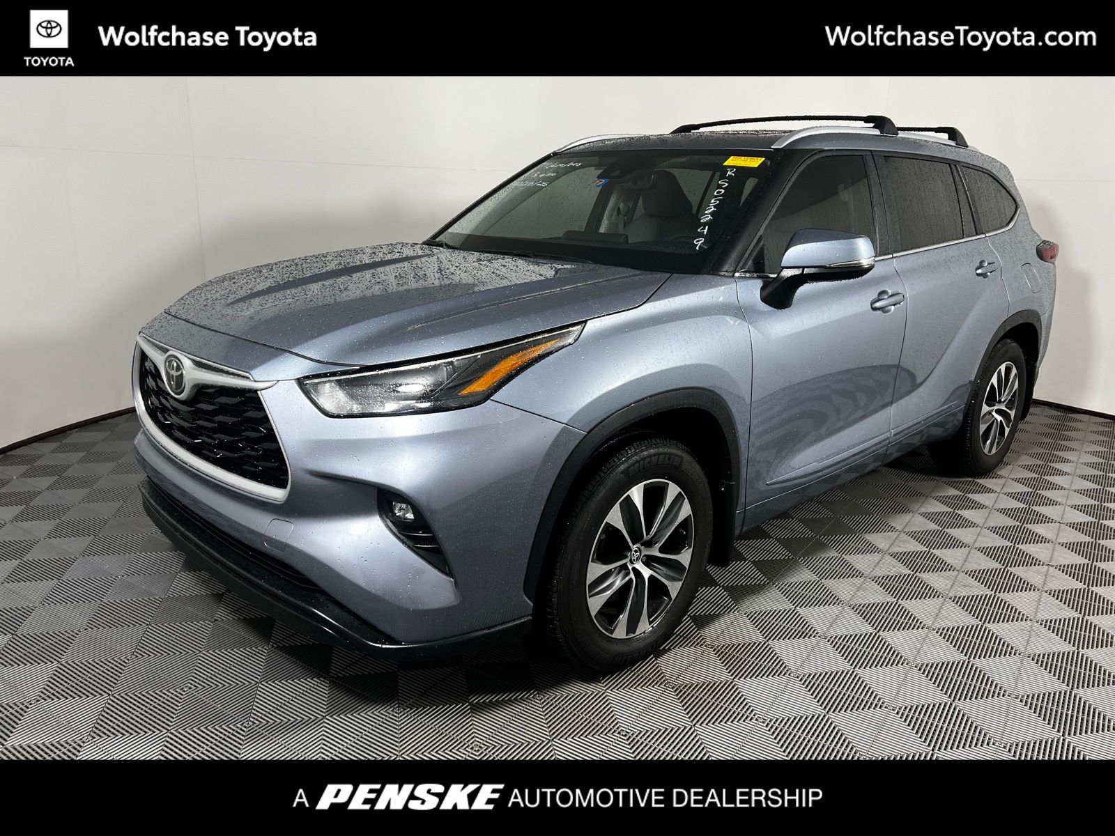 Thumbnail: 2024 Toyota Highlander - 1