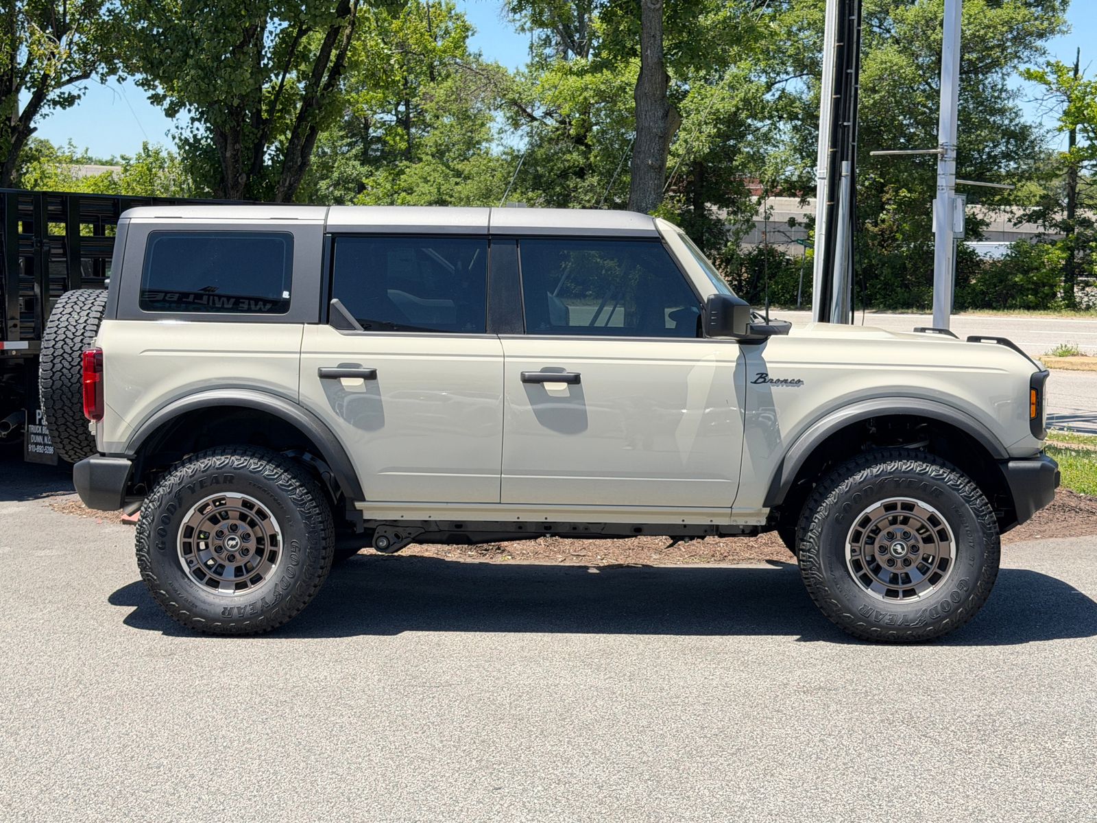 New 2026 Desert Sand Ford BRONZE SINISTER PACKAGE image 7
