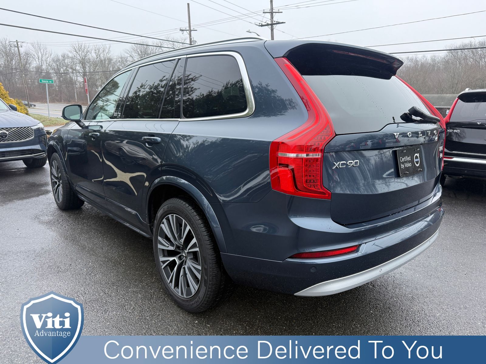 View vehicle photo 6