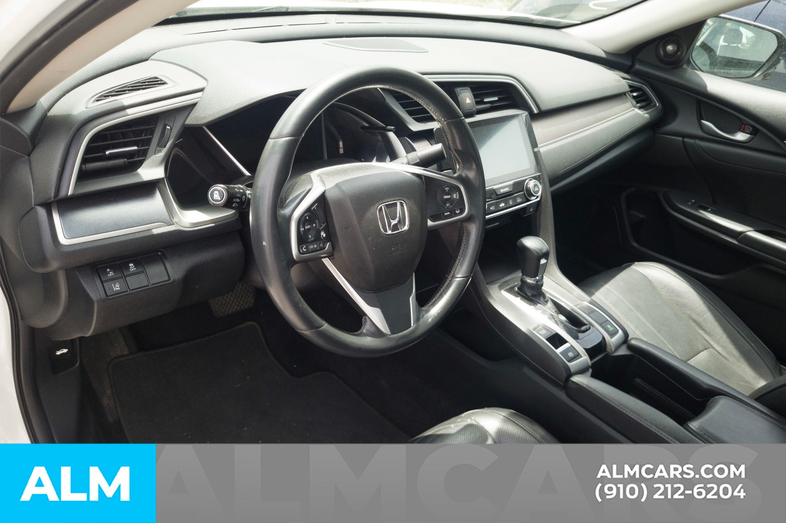 Used 2017 White Orchid Pearl Honda Touring image 5