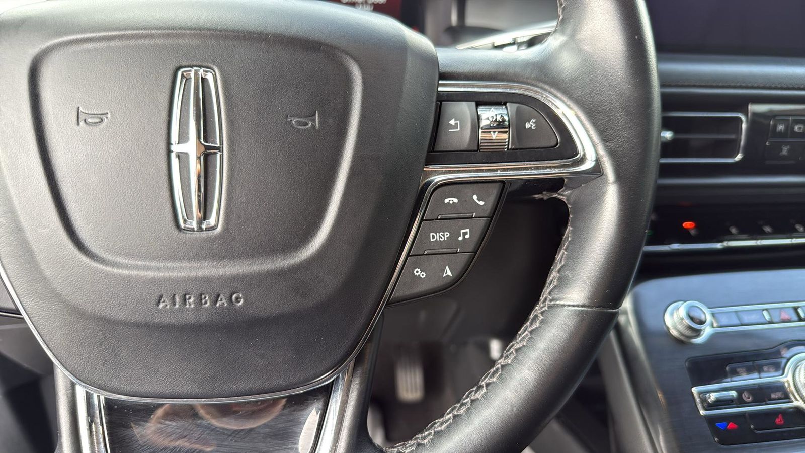 Used Car 2021 Lincoln Nautilus  Standard For Sale Under $30,000 In Austin, Texas