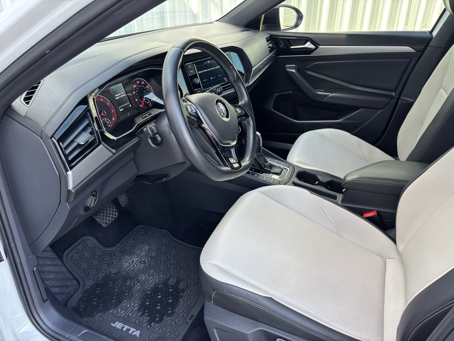 Used Car 2020 Volkswagen Jetta  R-line For Sale Under $15,000 In Austin, Texas