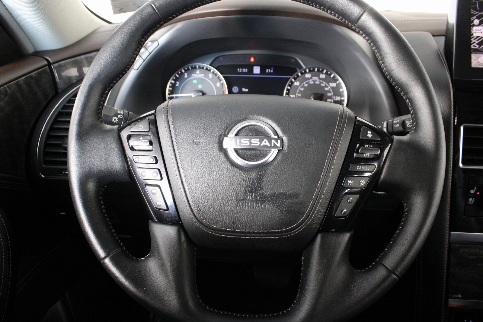 Used 2024 Black Nissan Platinum image 19