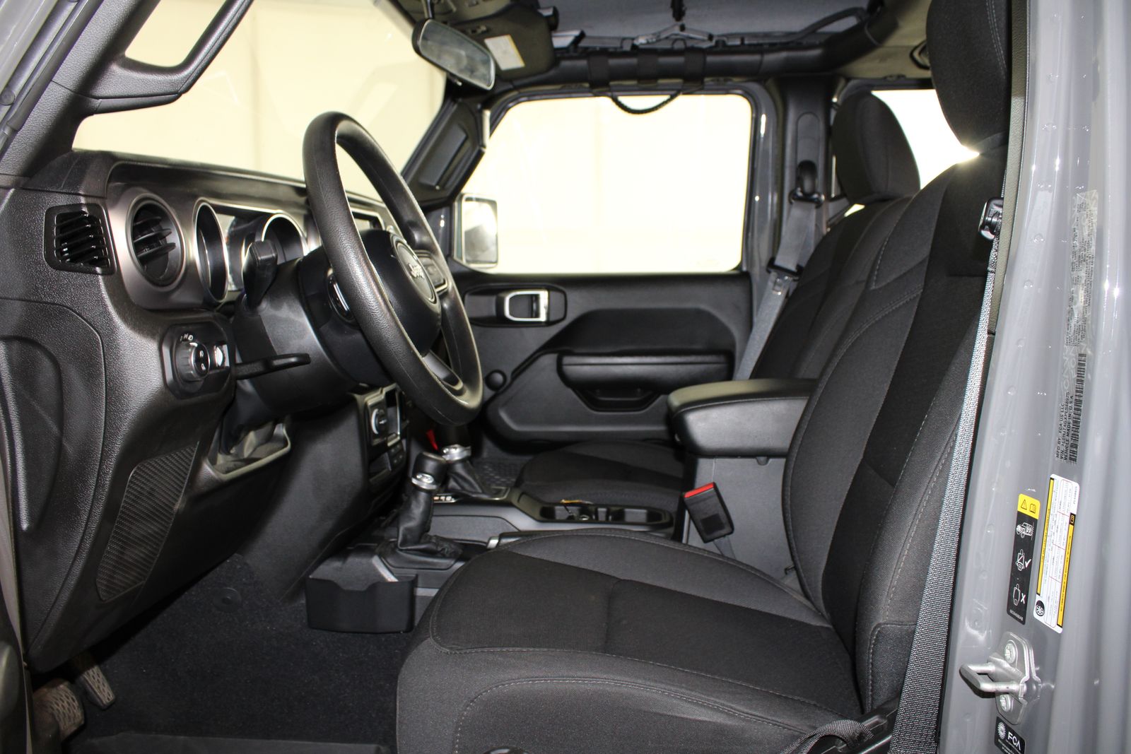Used 2023 Gray Jeep Sport image 14