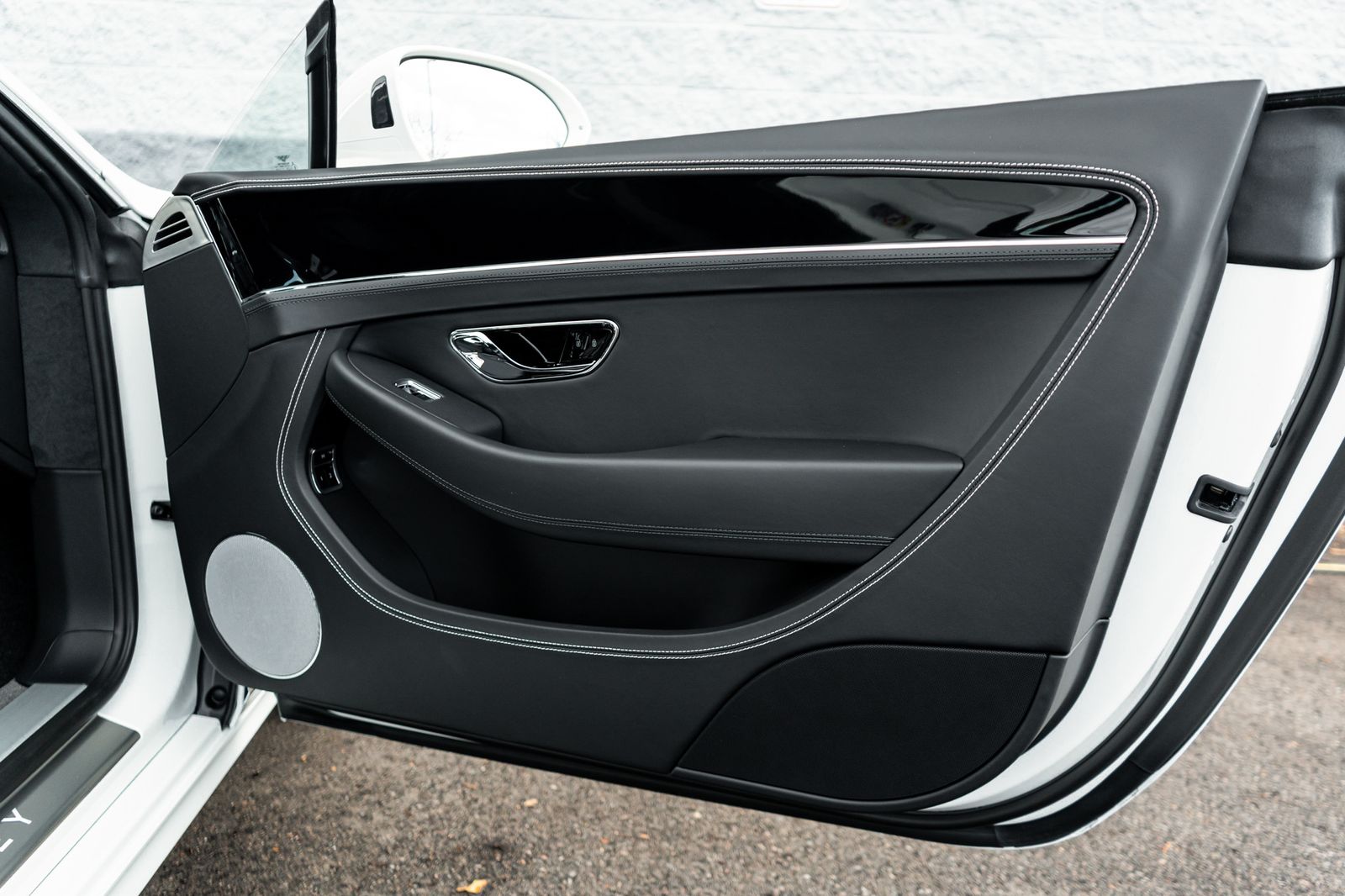 2026 Bentley Continental GT Base - Photo 37