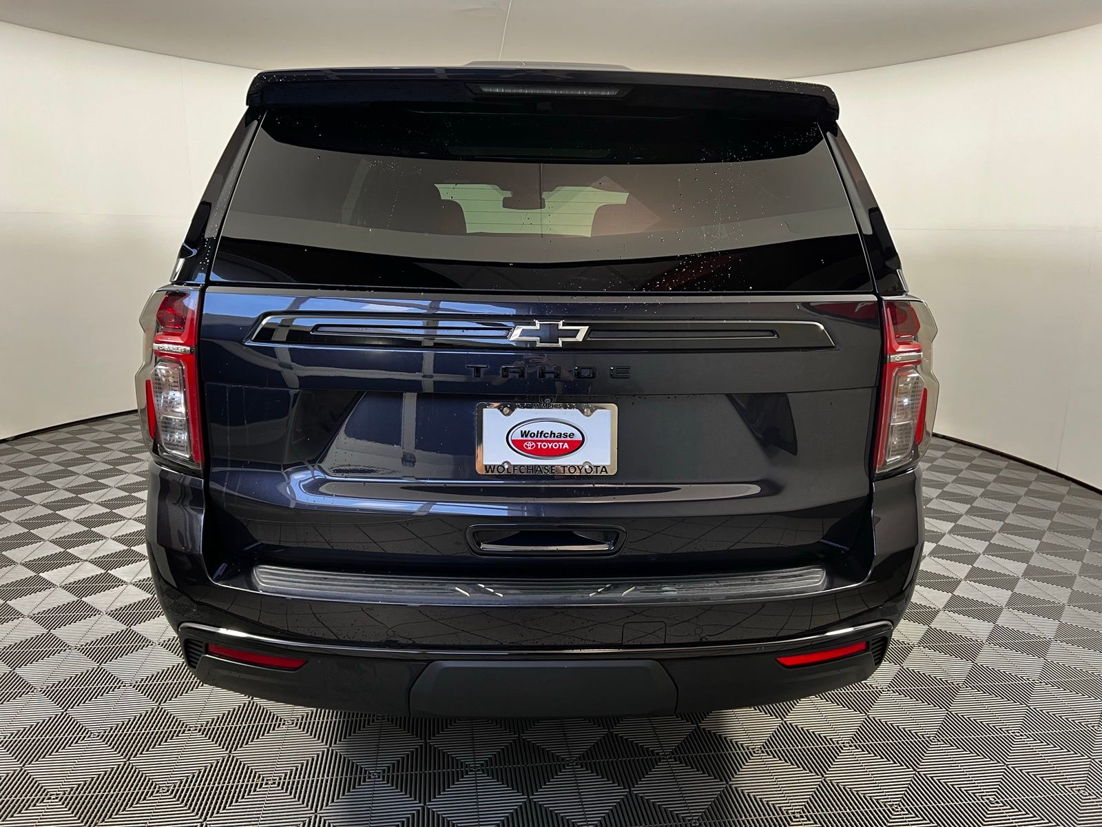 Thumbnail: 2024 Chevrolet Tahoe - 6