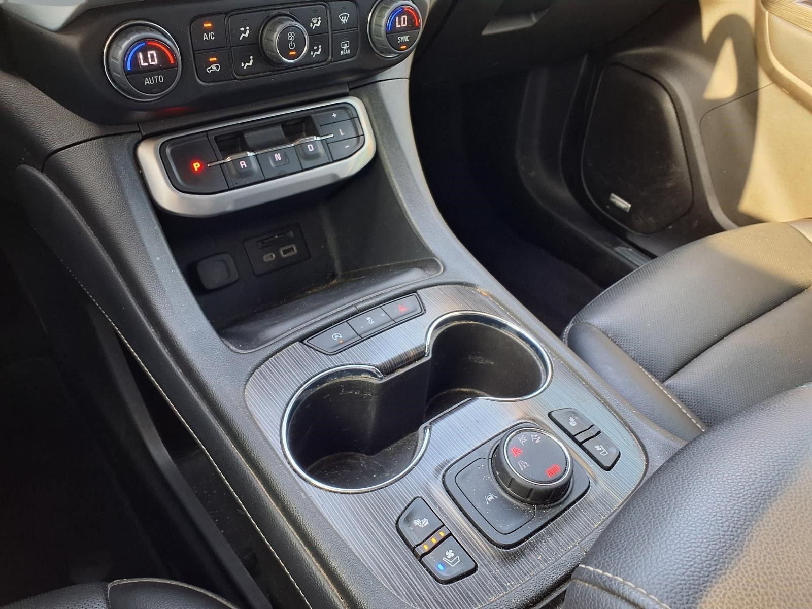 2023 GMC Acadia SLT Black at AutoSavvy Houston Southwest