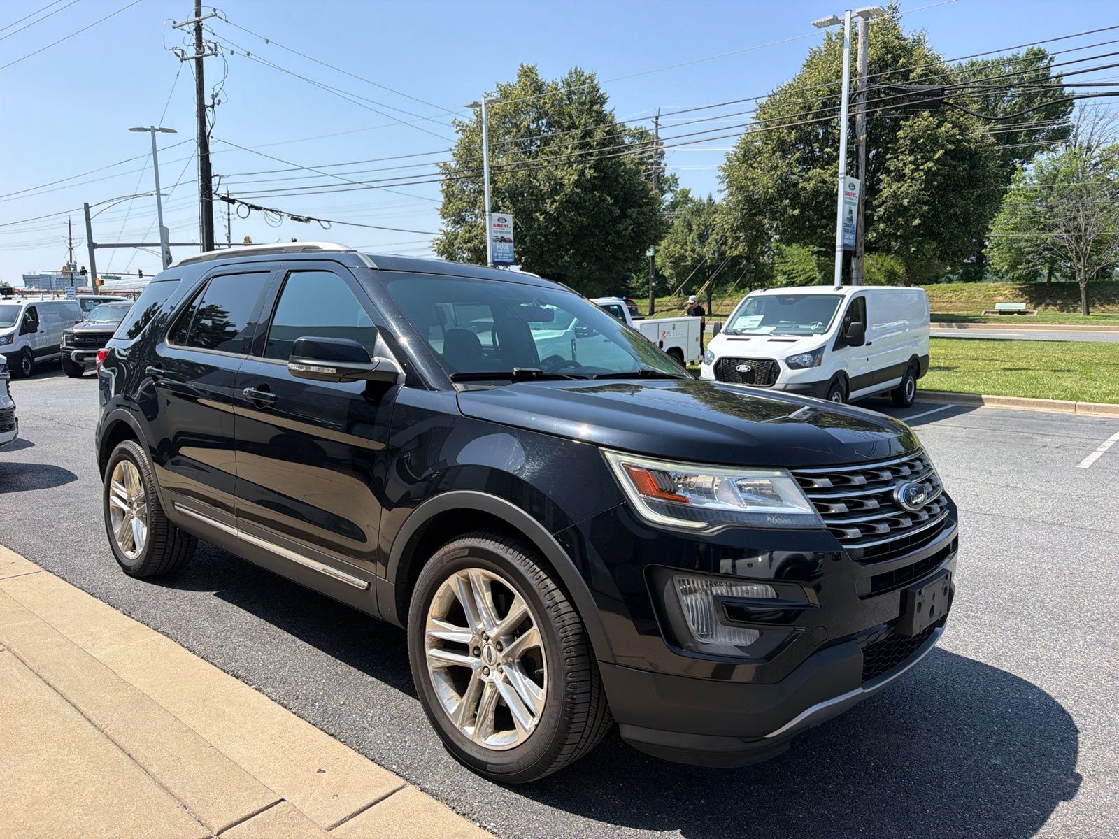 2017 Ford Explorer XLT AWD