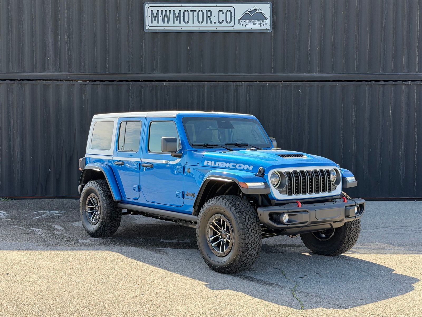 2026 Jeep Wrangler Rubicon X's photo