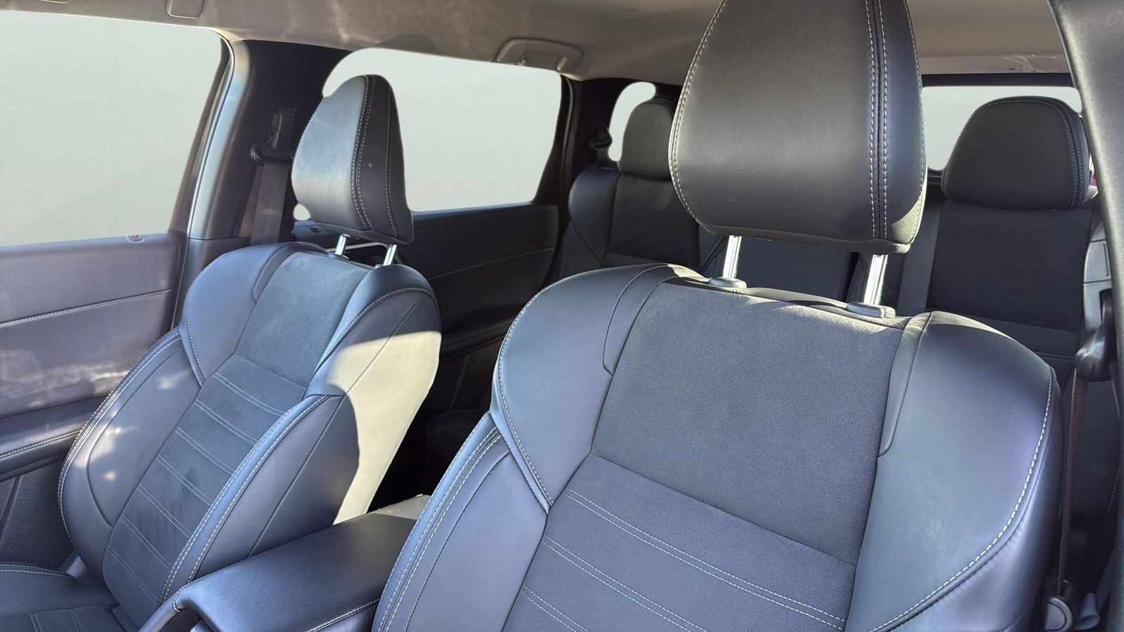 Used Car 2025 Mitsubishi Outlander  Se For Sale Under $30,000 In Austin, Texas