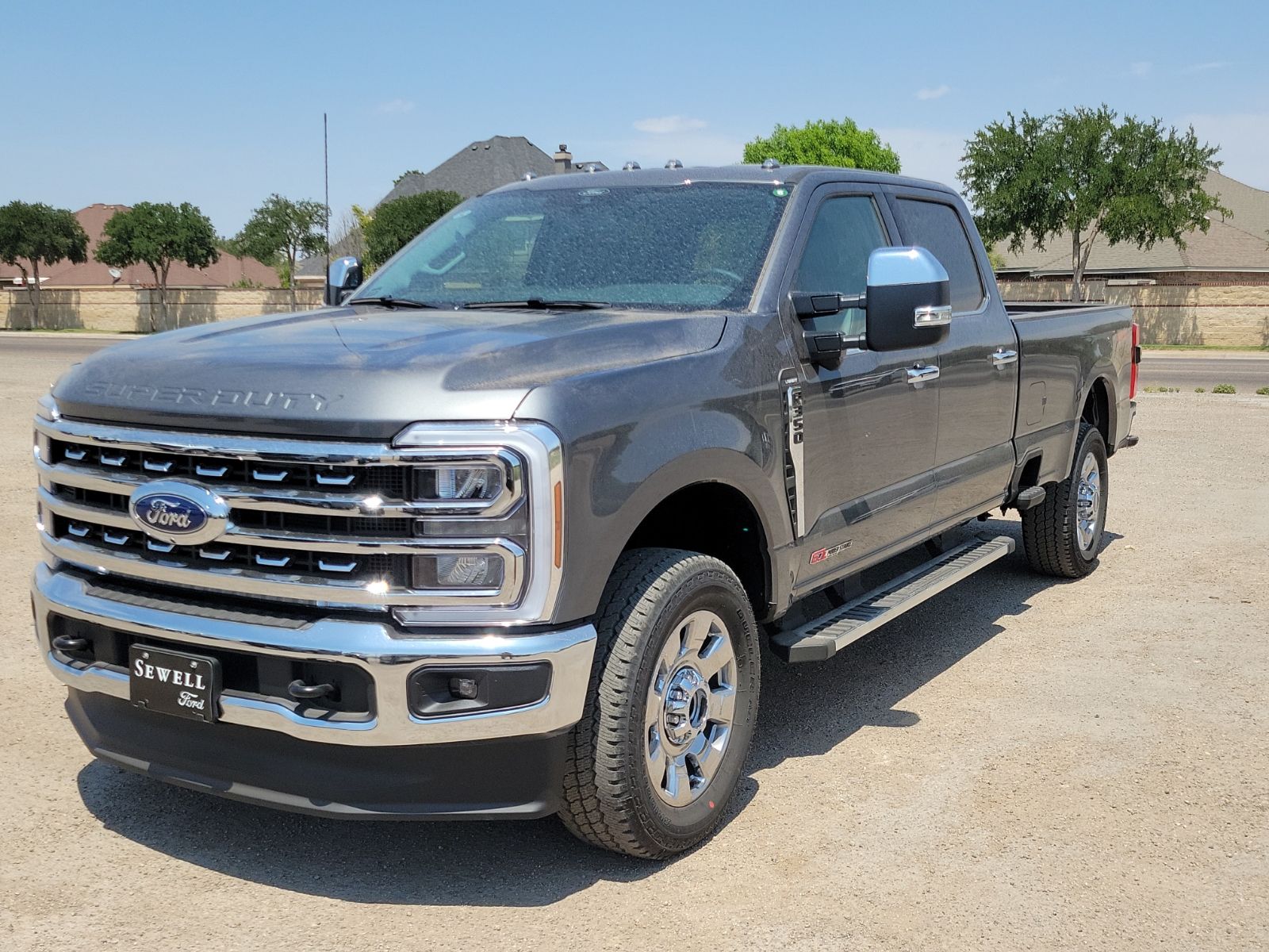 2026 Ford F-350SD Lariat