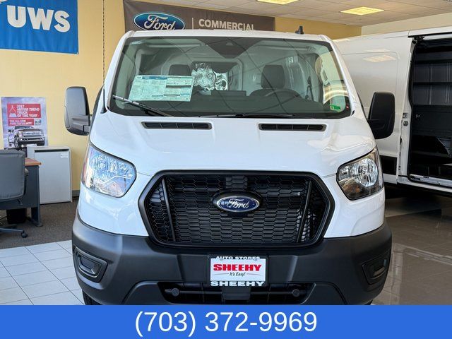 New 2025 Oxford White Ford Base image 2