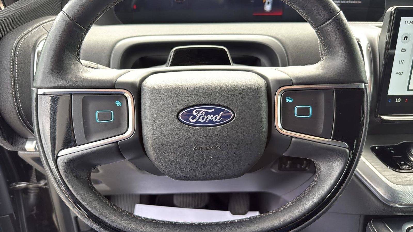 Used Car 2025 Ford Expedition  Platinum For Sale Under $80,000 In Austin, Texas