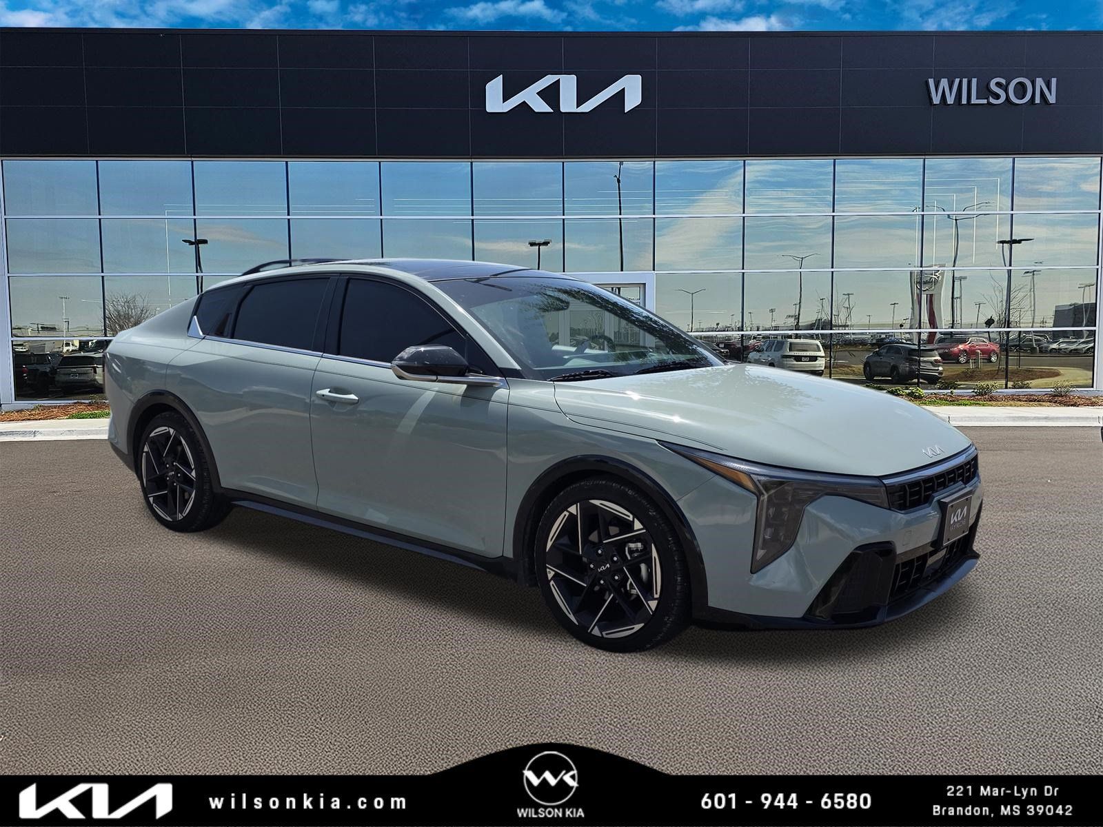 Morning Haze 2025 Kia K4 Sedan Front-Wheel Drive Continuously Variable Transmission