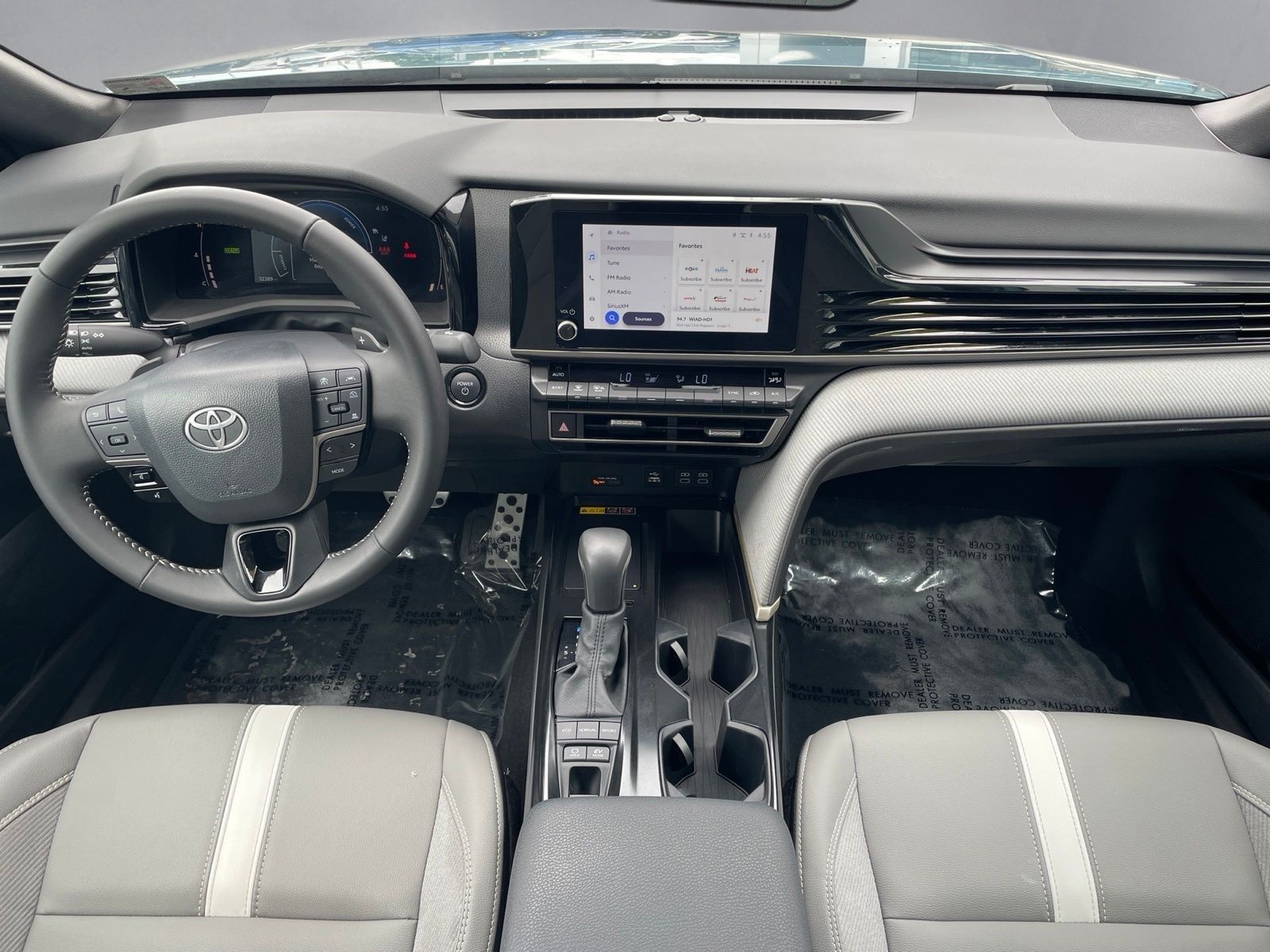 Used 2026 Ocean Toyota SE image 8