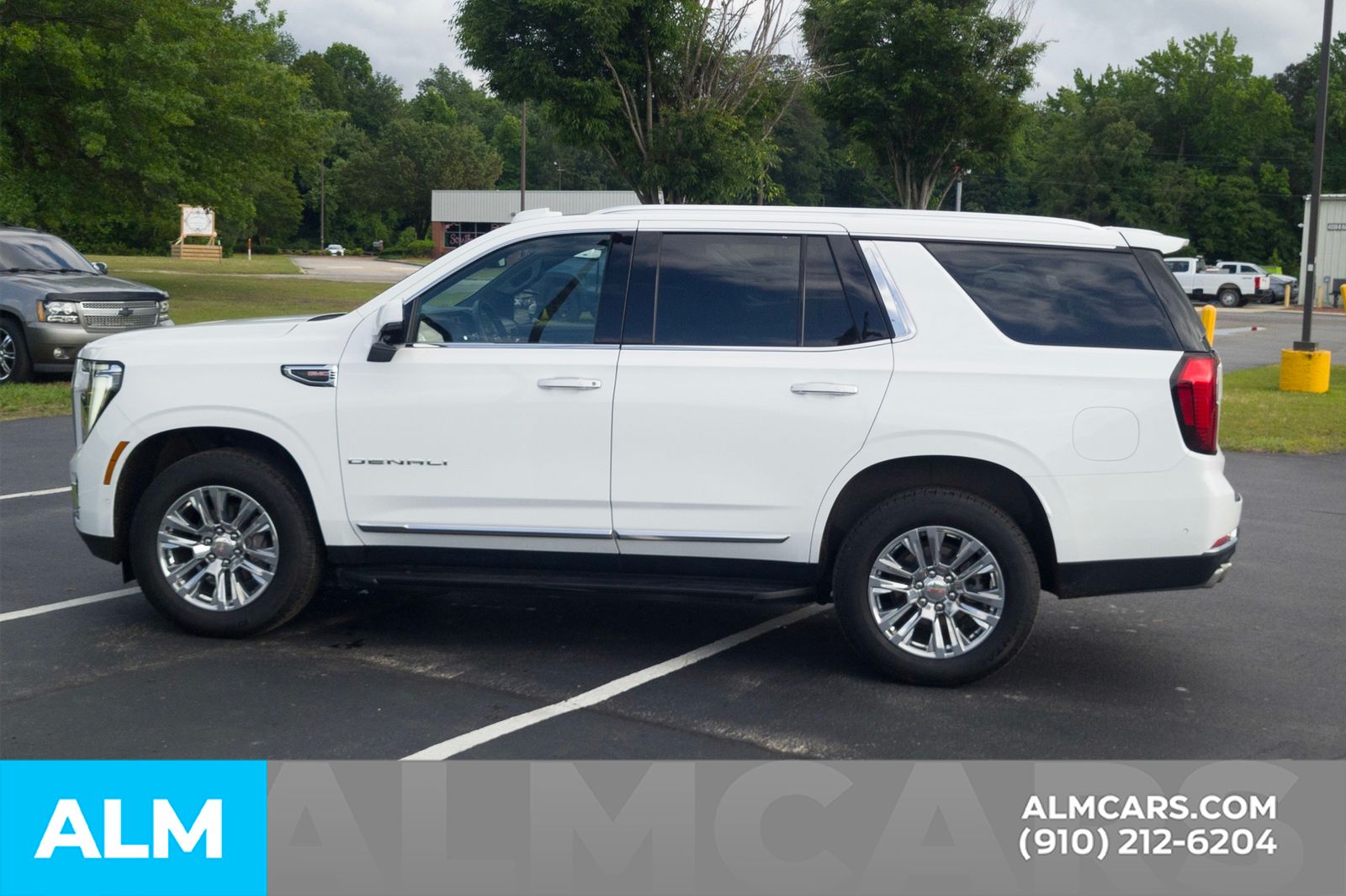 Used 2025 Summit White GMC Denali image 12