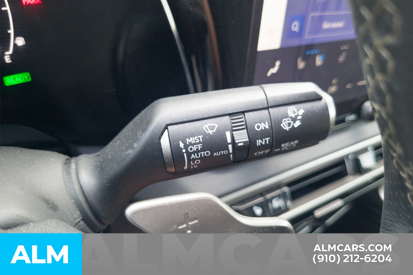 Used 2023 Ultra White Lexus 500h F SPORT Performance image 39