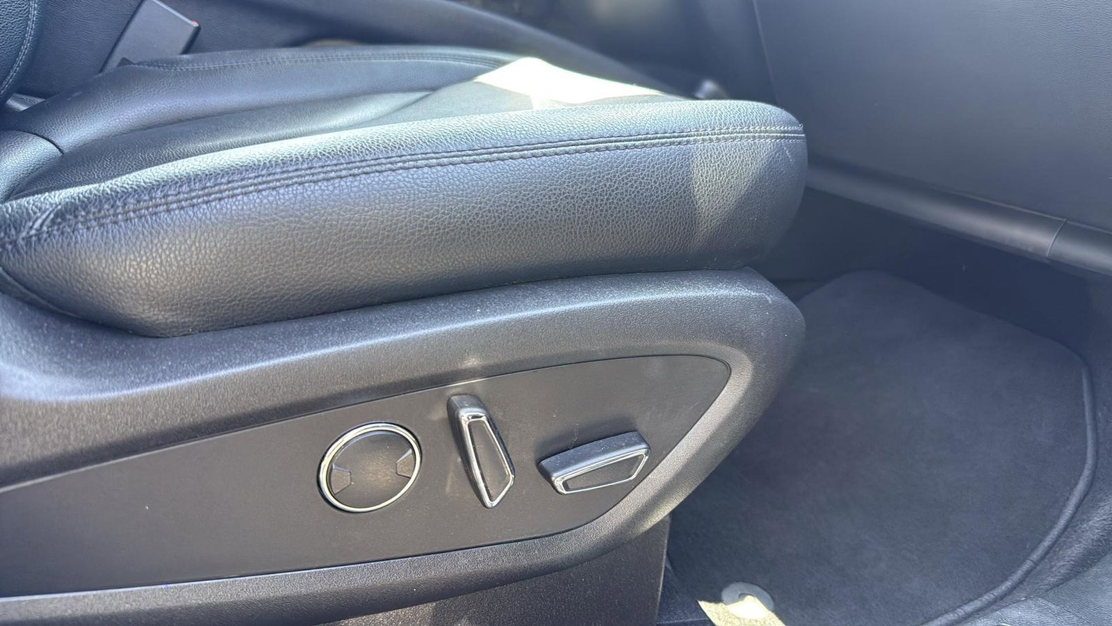 Used Car 2023 Lincoln Nautilus  Standard For Sale Under $30,000 In Austin, Texas