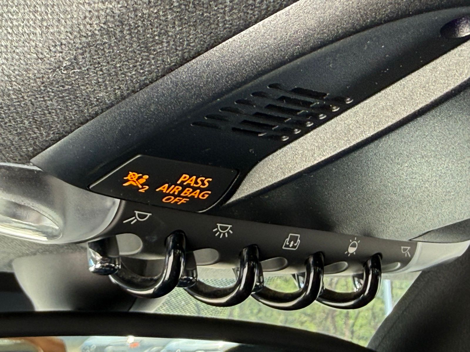 Used 2016 Black MINI Base image 21