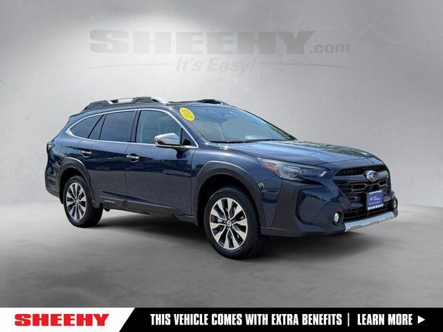 2025 Subaru Outback Touring's photo