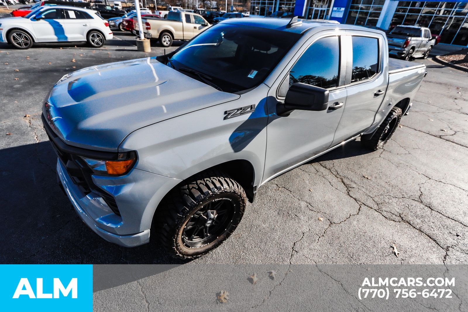 2024 Chevrolet Silverado 1500 Custom 18