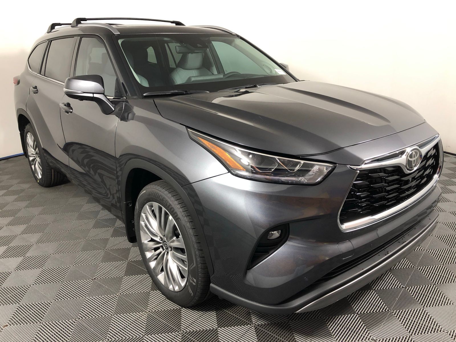 2025 Toyota Highlander Platinum 3