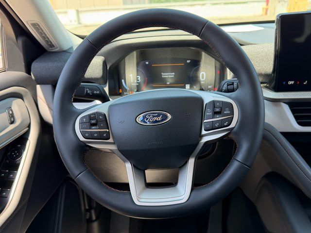 New 2026 Carbonized Gray Metallic Ford Active image 18