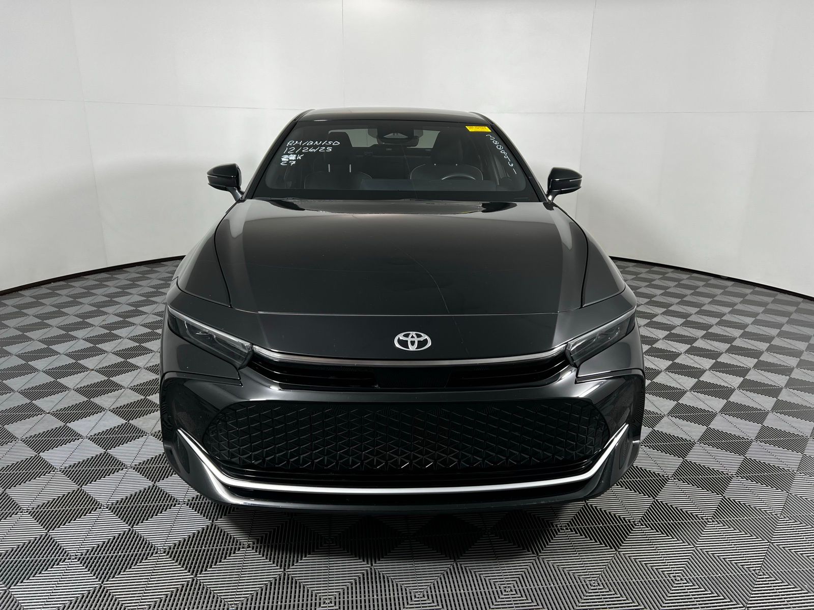 Thumbnail: 2023 Toyota Crown - 2