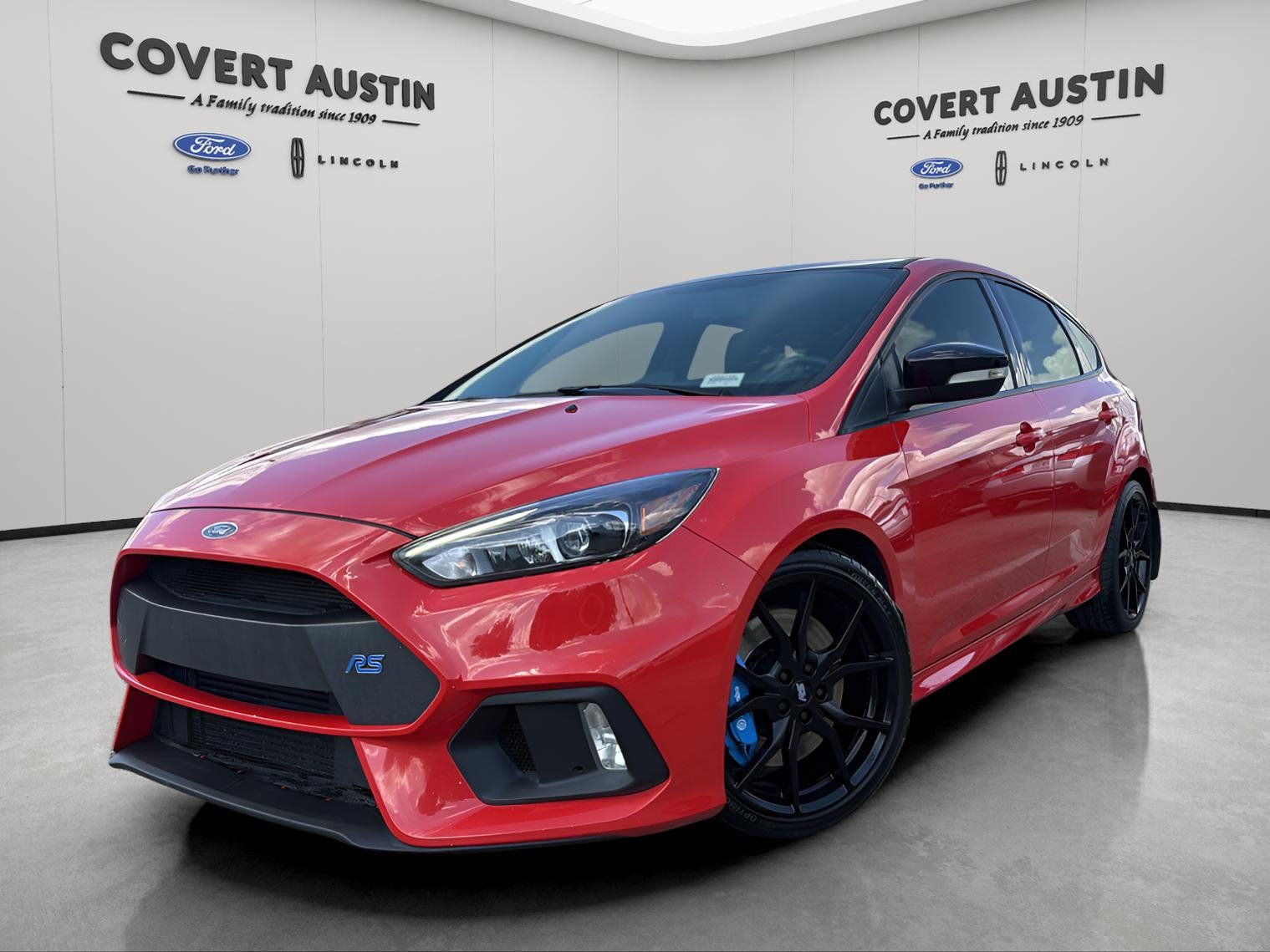 Race Red 2018 Ford Focus RS Hatchback Hatchback All-Wheel Drive 6-Speed Manual