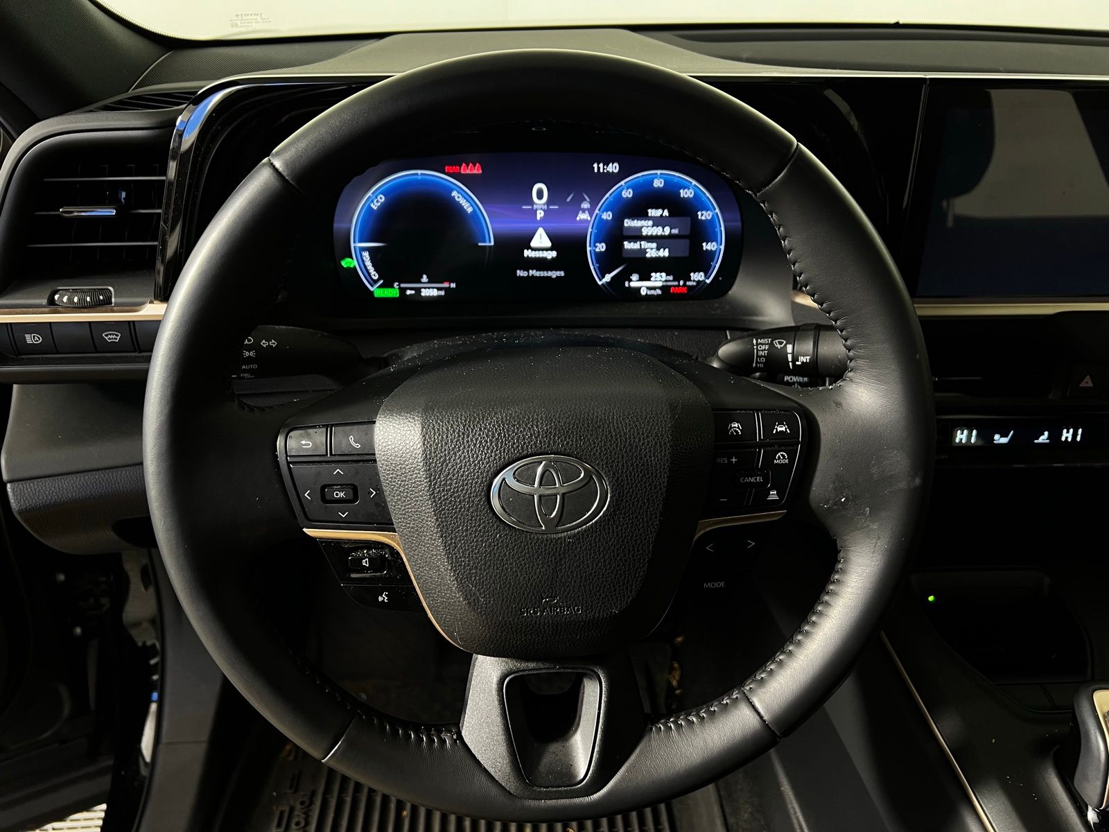 Thumbnail: 2023 Toyota Crown - 9