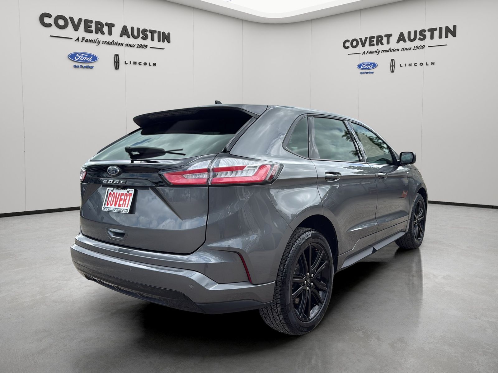 Used Car 2023 Ford Edge  St Line For Sale Under $30,000 In Austin, Texas