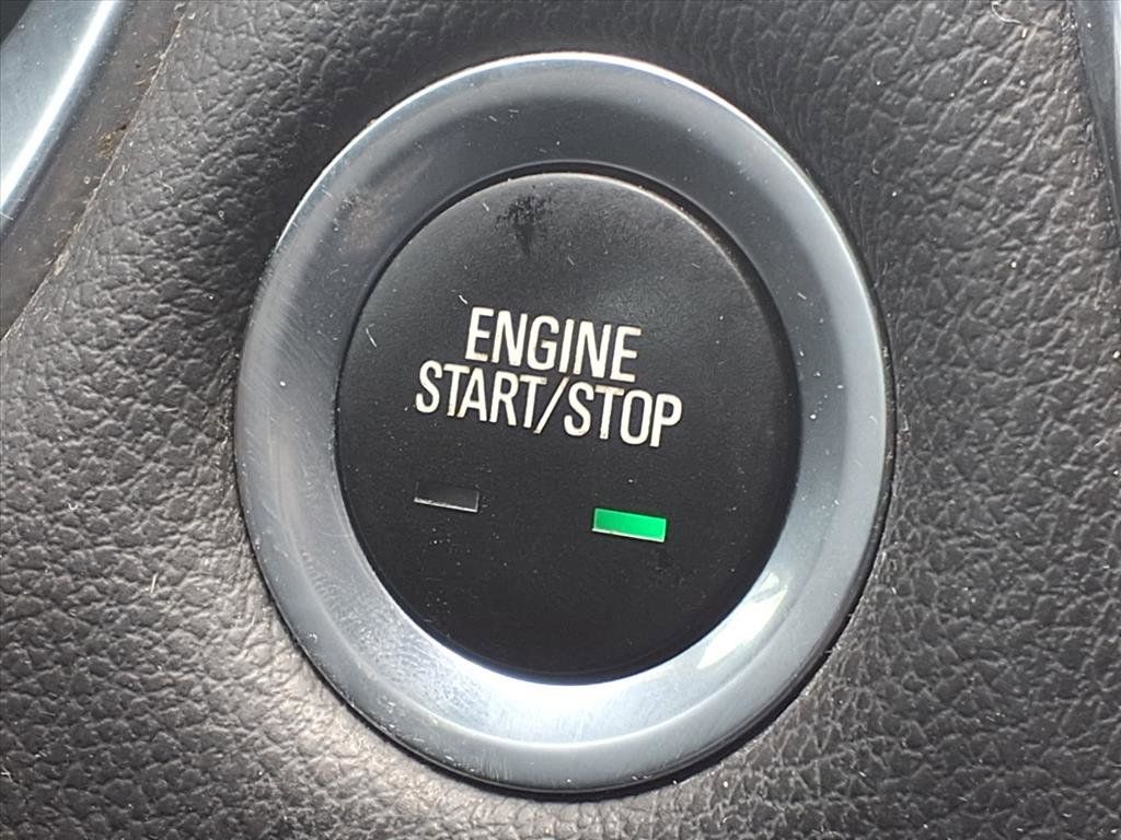 2020 Chevrolet Traverse RS White at Community Honda
