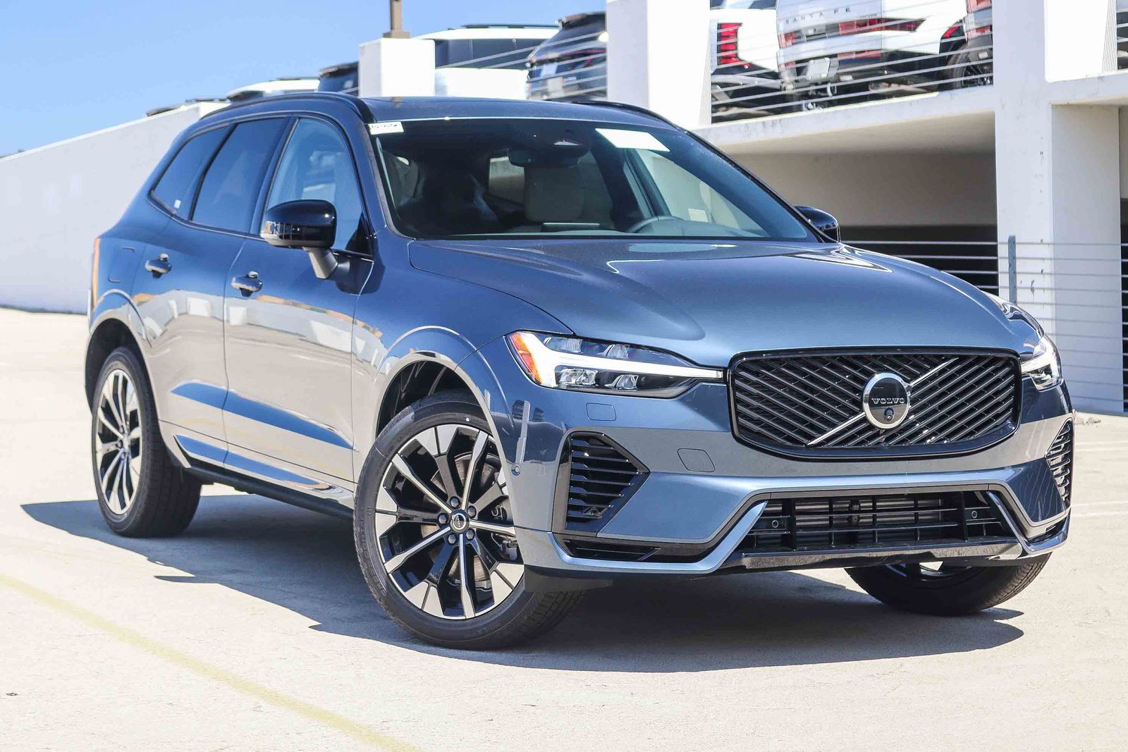 2026 Volvo XC60 Plug-In Hybrid T8 Plus