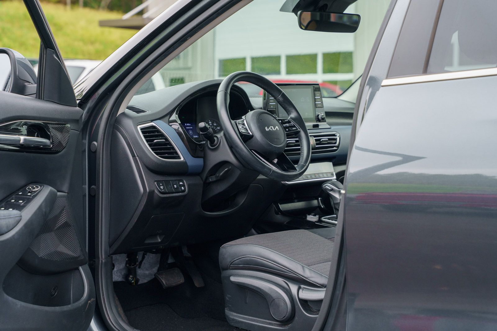 Used 2023 Kia Seltos SUV