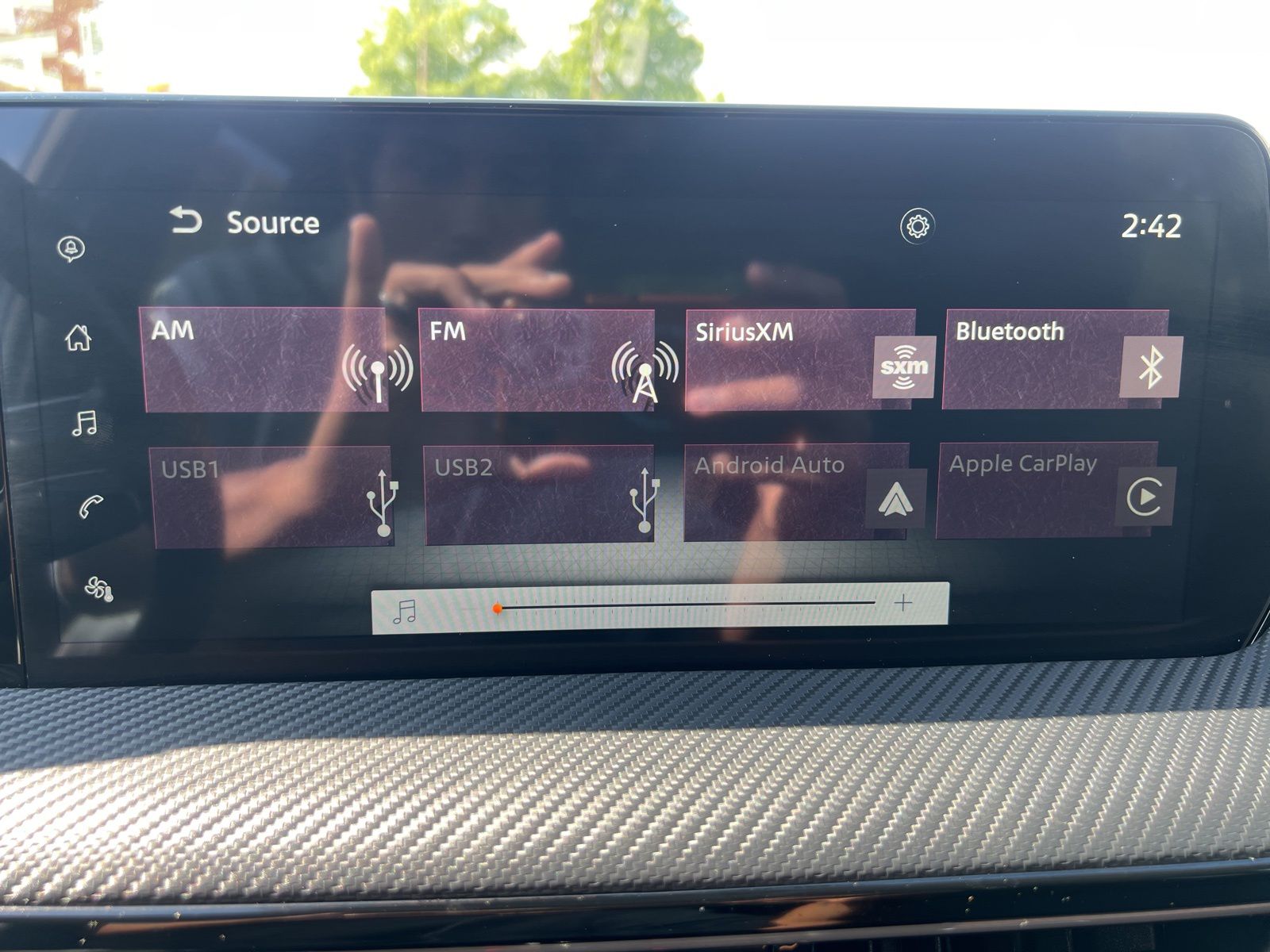 Used 2025 White Nissan SR image 5