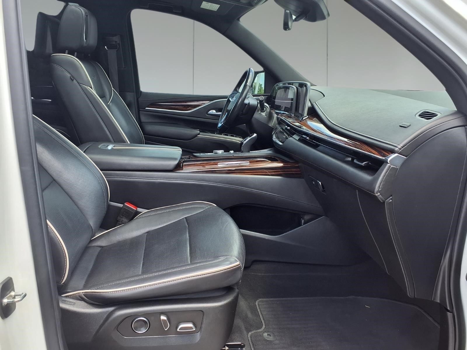 2021 Cadillac Escalade ESV Premium White at Westside Lexus