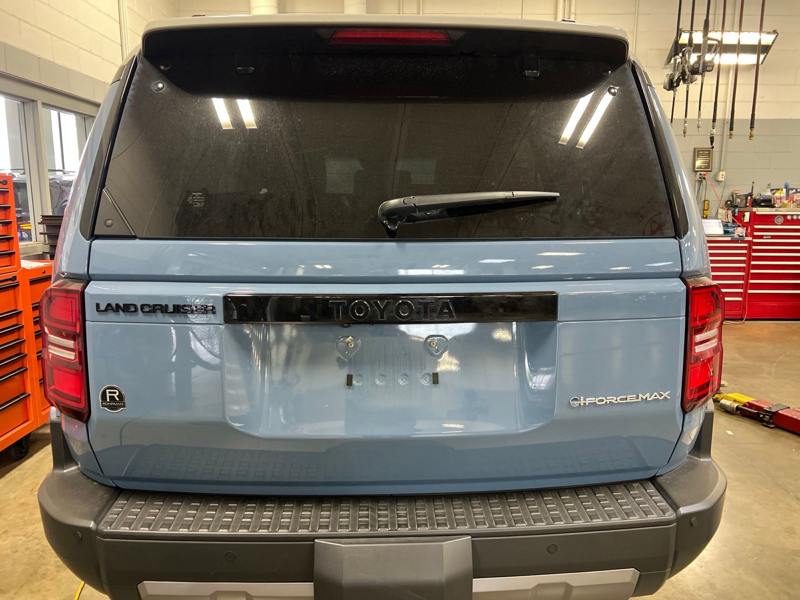 2025 Toyota Land Cruiser Base
