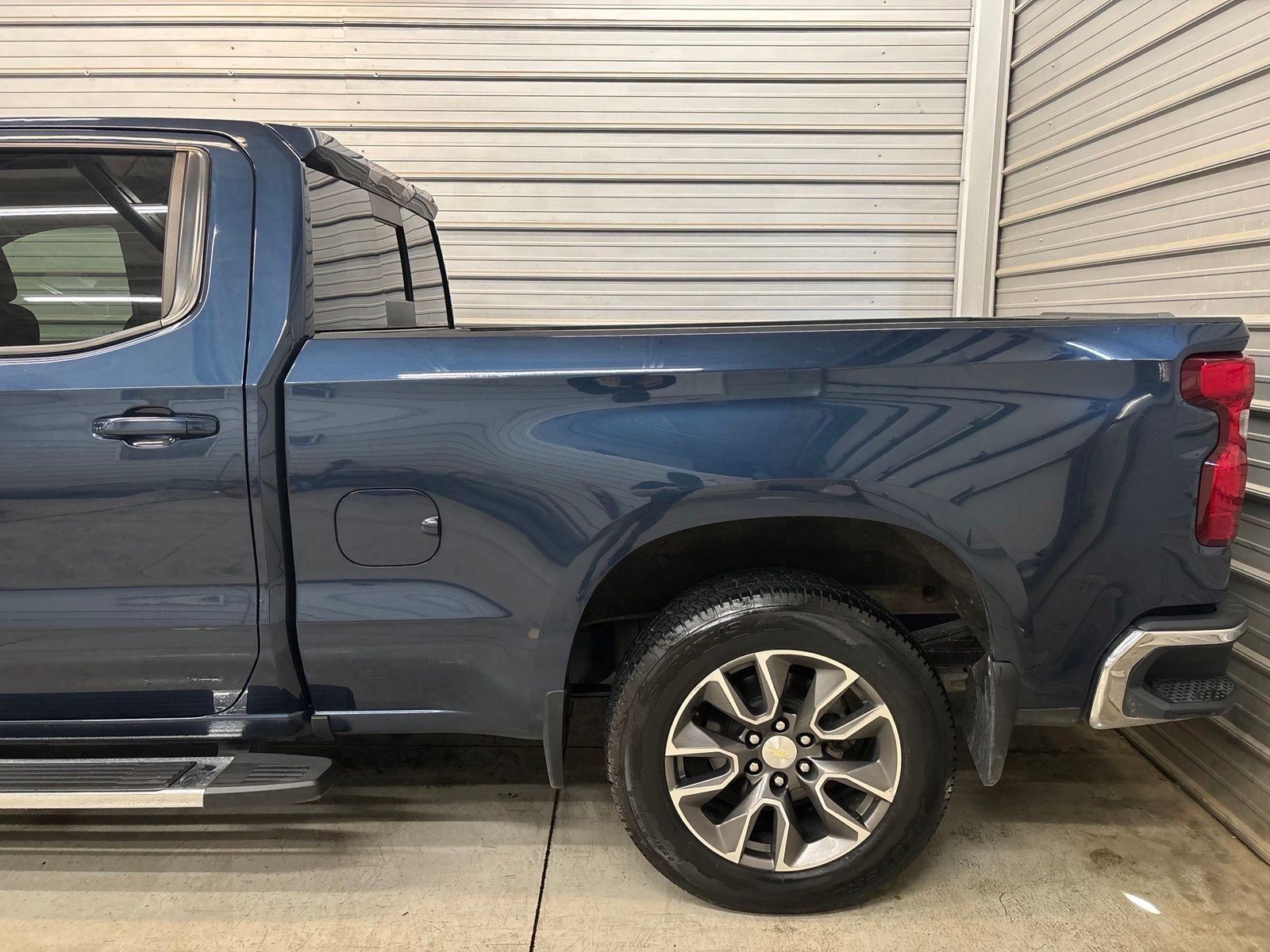 Photo 5 of 2020 Chevrolet Silverado 1500 LT