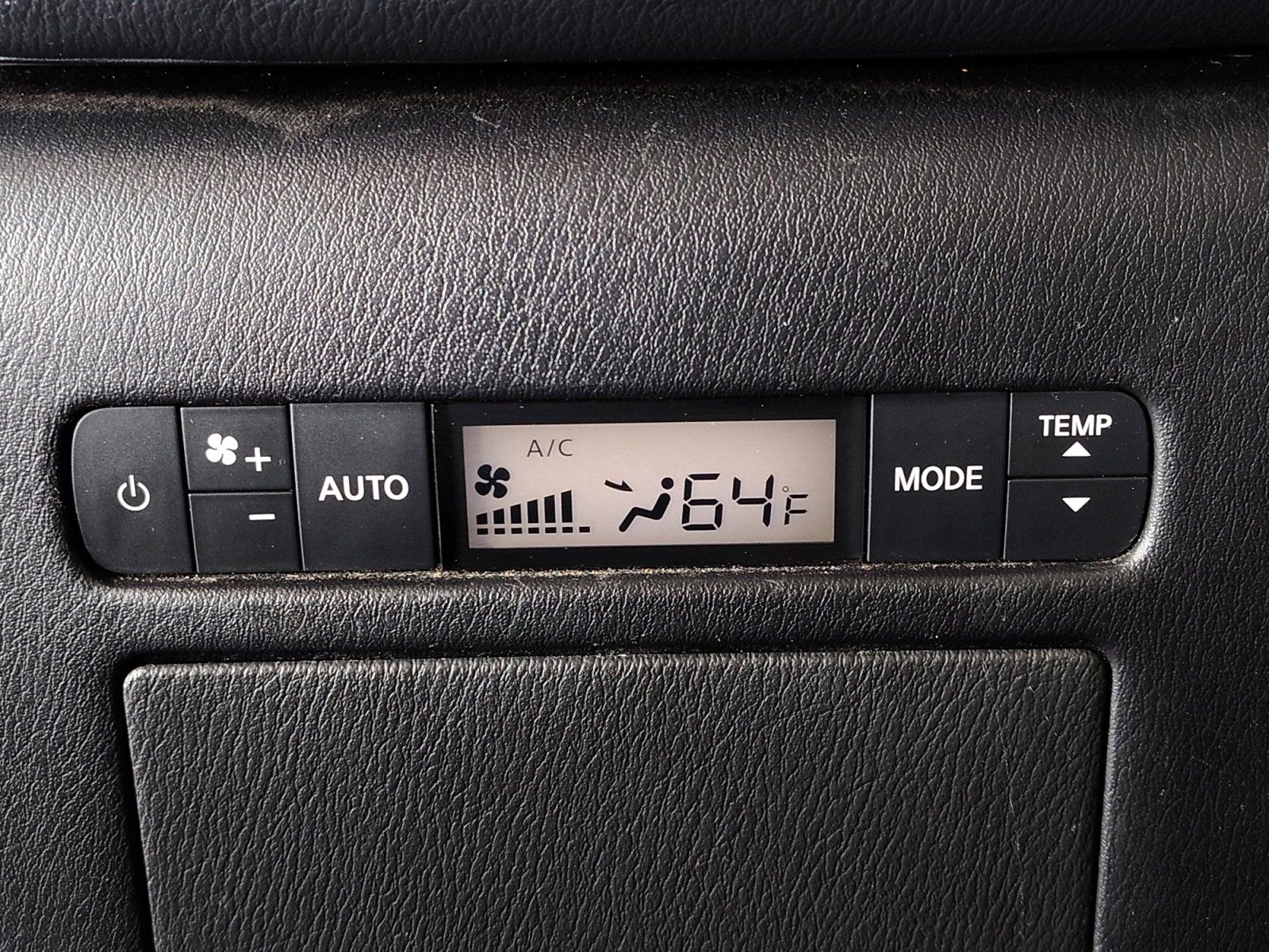 Used Car 2024 Nissan Armada  Sv For Sale Under $35,000 In San Antonio, Texas