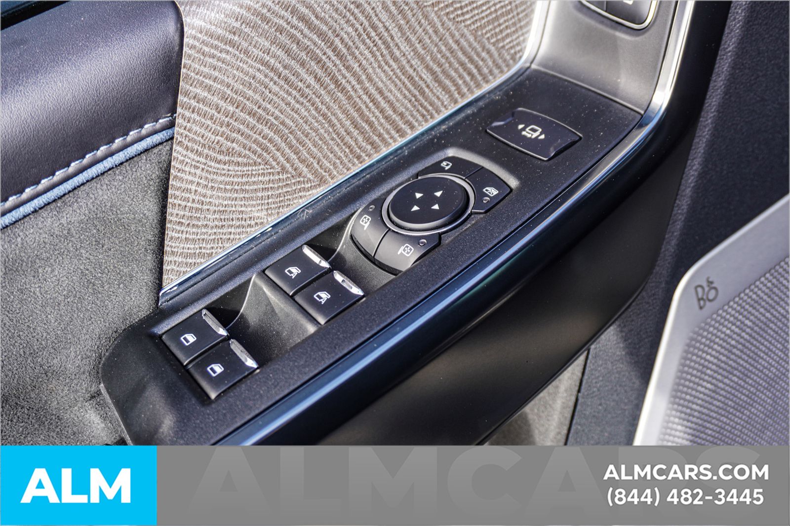 Used 2025 Black Ford Platinum image 51
