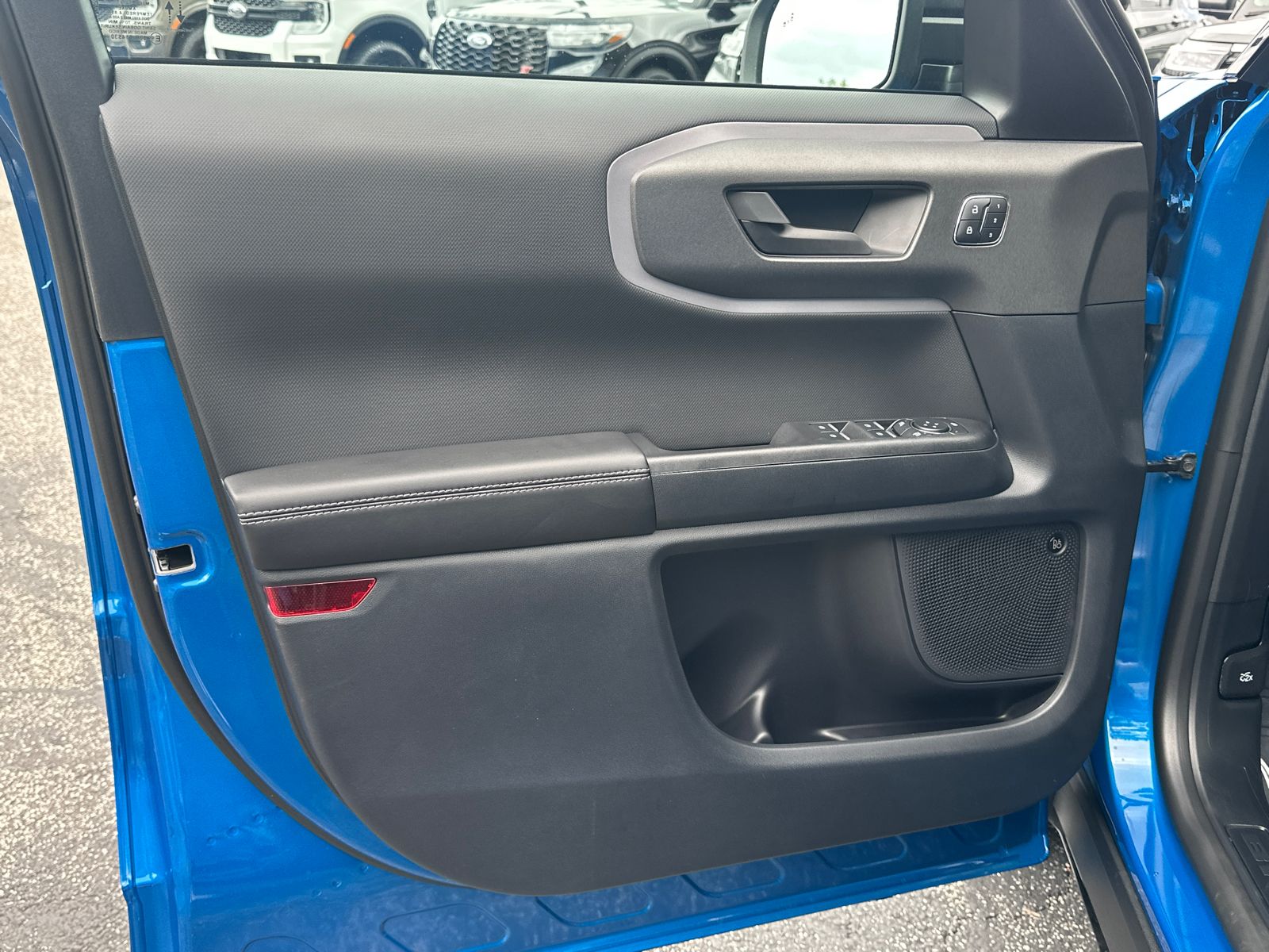 New 2026 Velocity Blue Metallic Ford Outer Banks® image 11