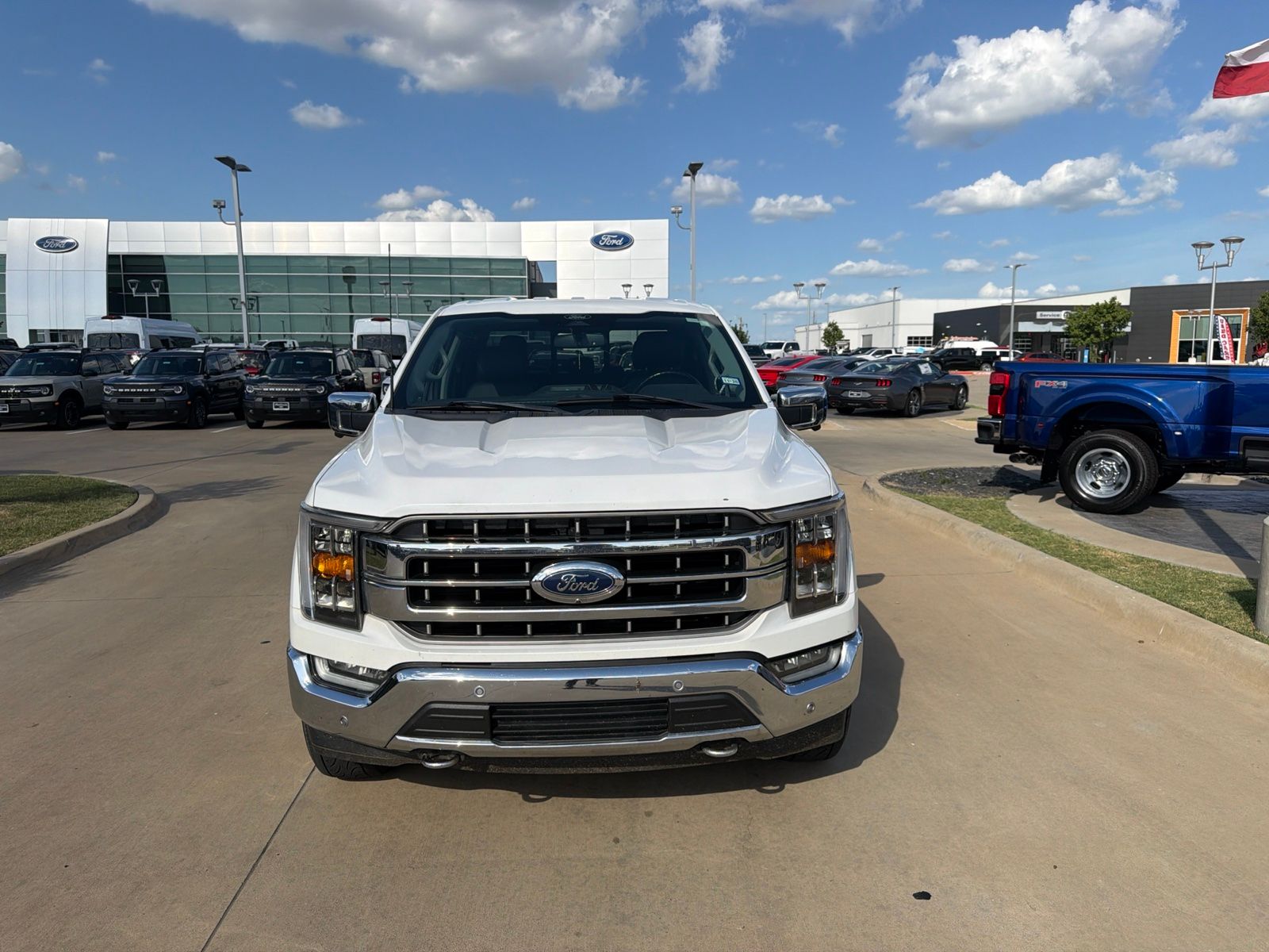 View vehicle photo 2