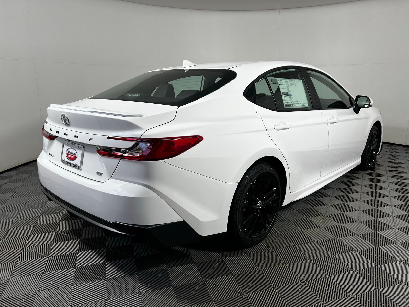 2025 Toyota Camry SE 5