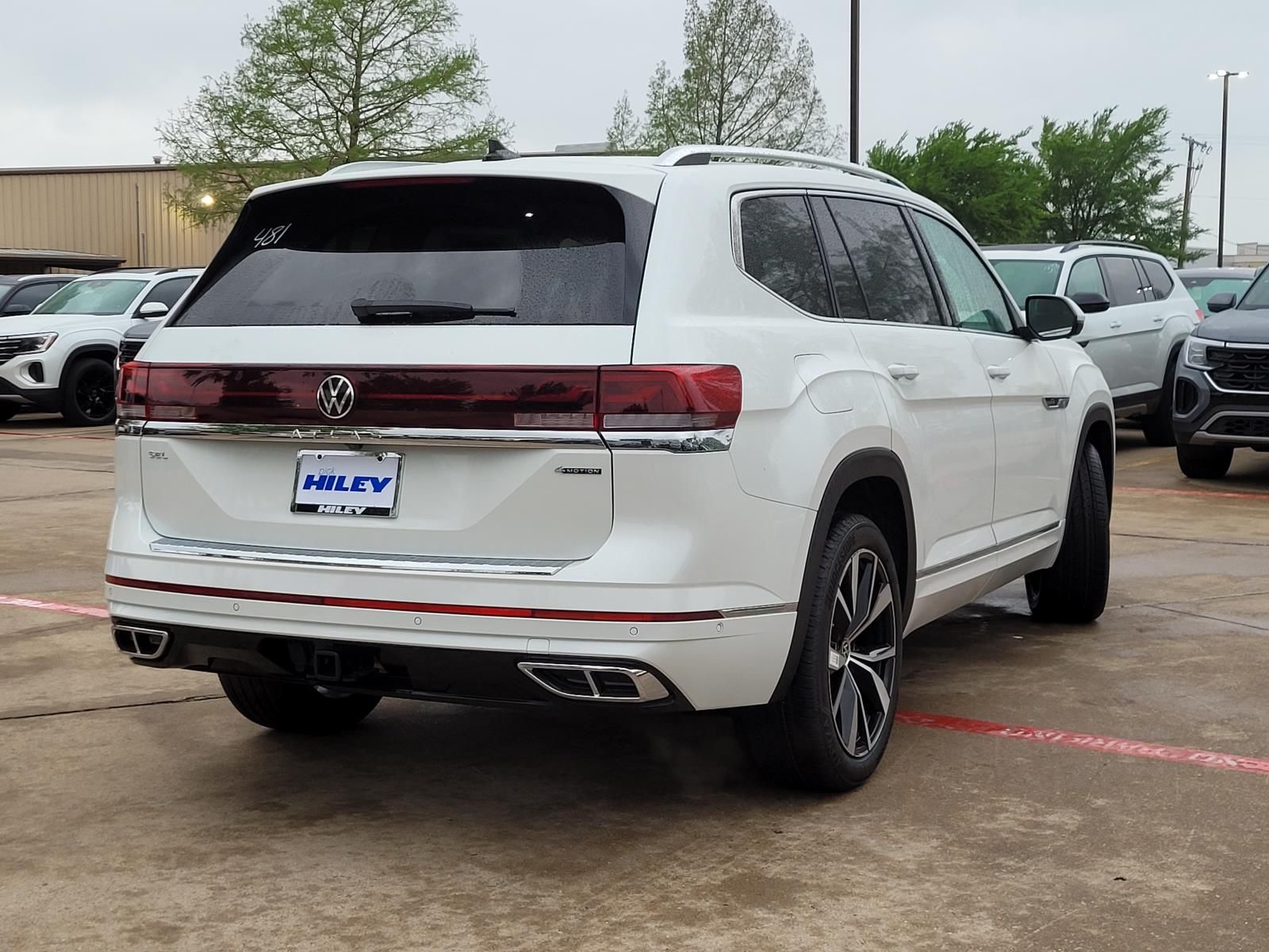 new 2026 Volkswagen Atlas car, priced at $50,395